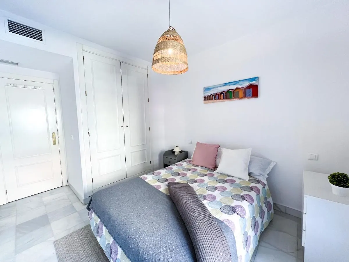 Apartamento 3 Dormitorios En Centro De Marbella Con Parking Privado Apartment