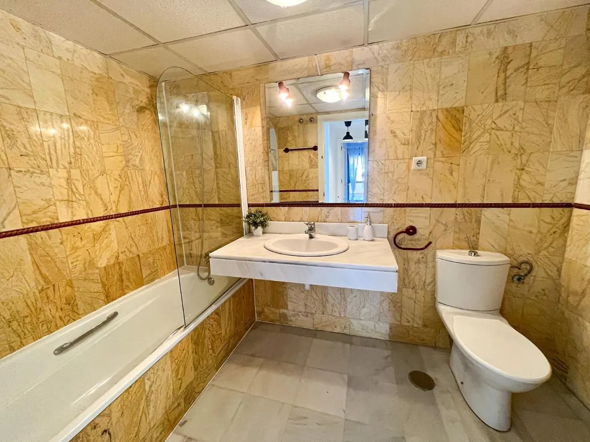 Apartamento 3 Dormitorios En Centro De Marbella Con Parking Privado Apartment