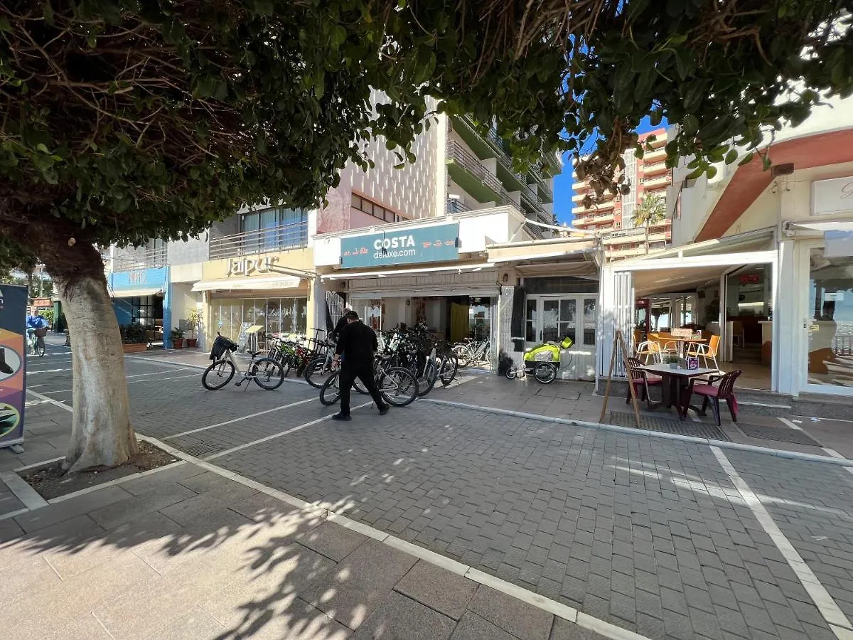 Apartamento 3 Dormitorios En Centro De Marbella Con Parking Privado 0*,