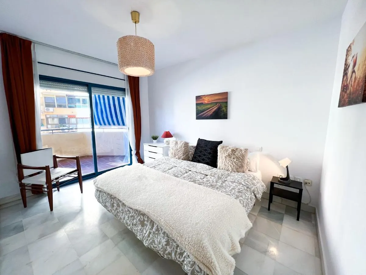 Apartamento 3 Dormitorios En Centro De Marbella Con Parking Privado Apartment