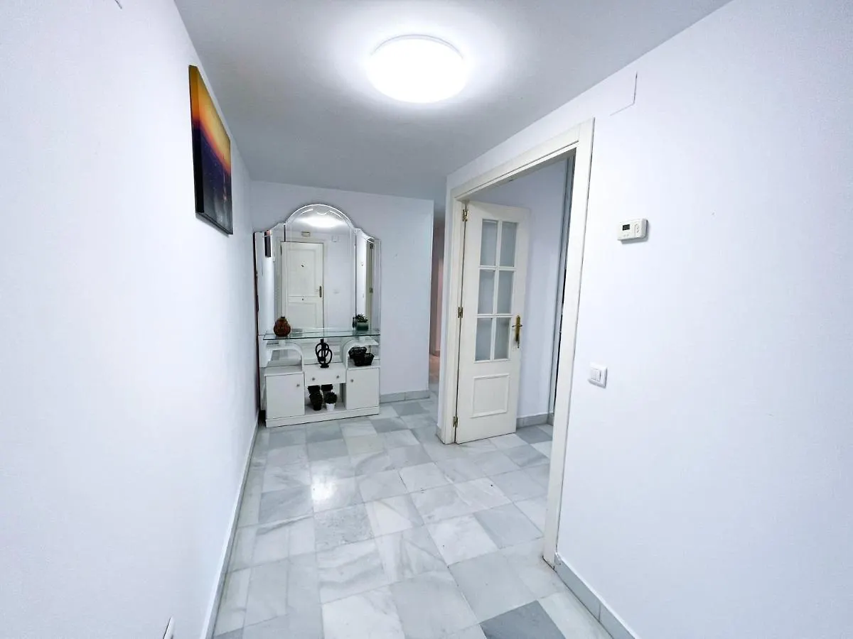 Apartamento 3 Dormitorios En Centro De Marbella Con Parking Privado